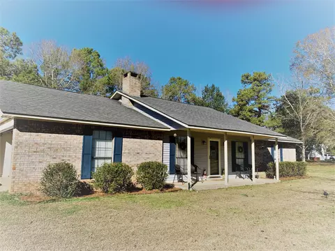 4460 Sharon, Laurel, MS 39443 photo 2