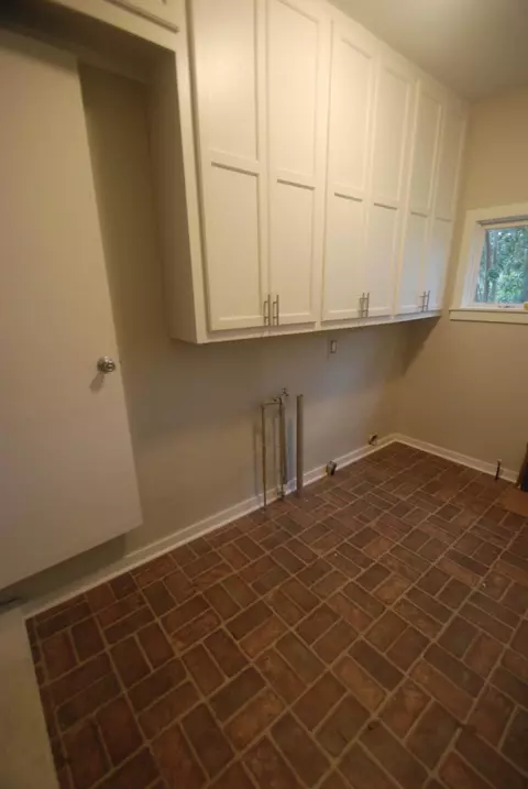 24 Sunset Dr, Laurel, MS 39440 photo 3