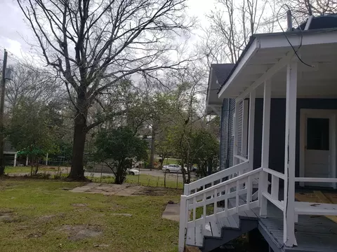 1017 N 7th Ave, Laurel, MS 39440 photo 2