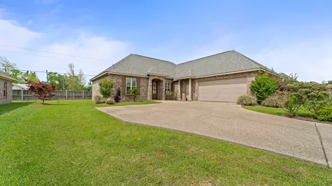 13 Fieldpoint, Petal, MS 39465 photo 1