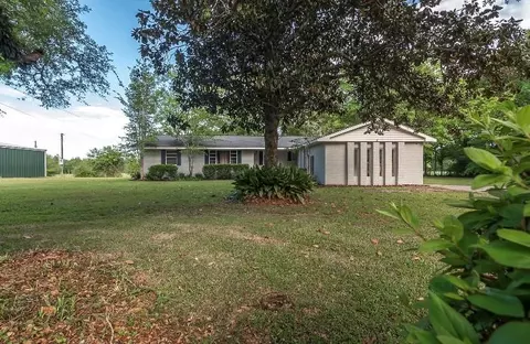 277 N Slade Rd, Sumrall, MS 39482 photo 1