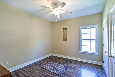 8 Fleur De Lis Dr, Laurel, MS 39440 photo 8