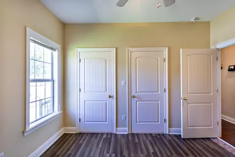 8 Fleur De Lis Dr, Laurel, MS 39440 photo 9