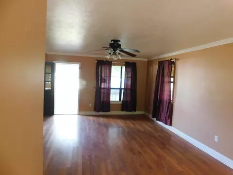 201 1st Ave, New Augusta, MS 39462 photo 2