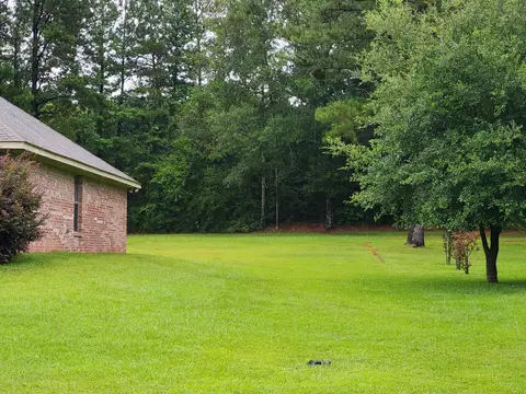 7 Hemingway Dr, Sumrall, MS 39482 photo 2