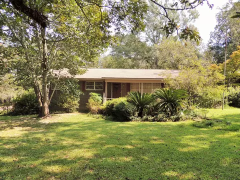 806 Main St, Purvis, MS 39475 photo 1