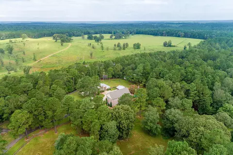 58 Raybourn, Sumrall, MS 39482 photo 3