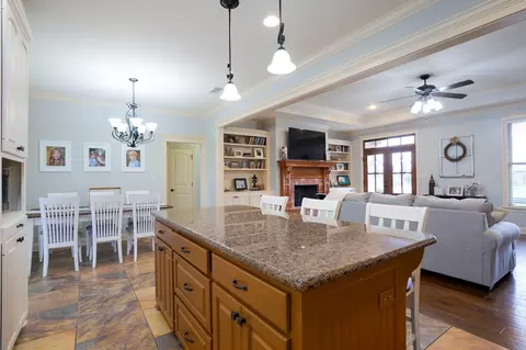 20 E Sycamore, Sumrall, MS 39482 photo 8