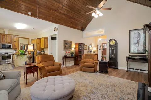 1385 Hwy 35 S, Sandy Hook, MS 39478 photo 6