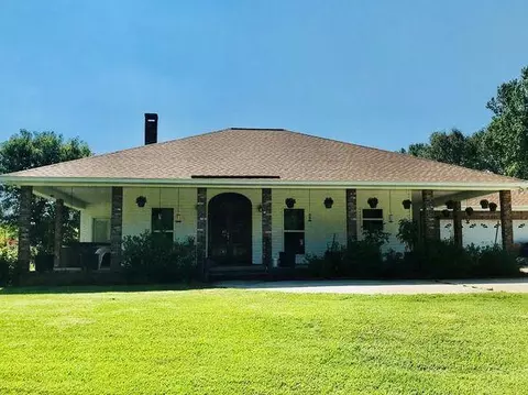 99 Daisy Dr, Laurel, MS 39443 photo 1