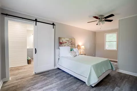 407 E 4th Ave, Petal, MS 39465 photo 9