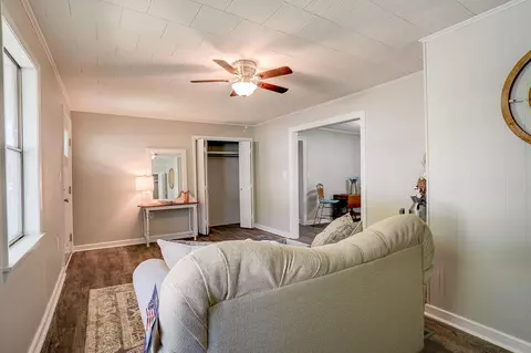 407 E 4th Ave, Petal, MS 39465 photo 3