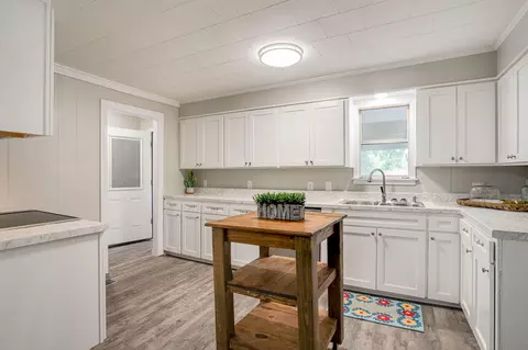 407 E 4th Ave, Petal, MS 39465 photo 5