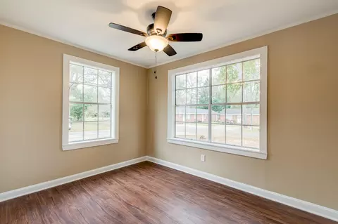 208 E 1st St, Petal, MS 39465 photo 12