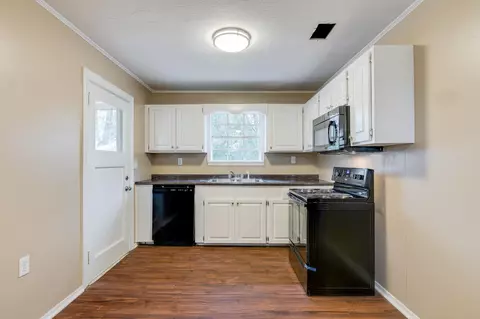 208 E 1st St, Petal, MS 39465 photo 17