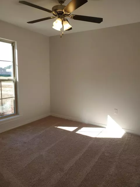 27 E Locust, Sumrall, MS 39482 photo 7