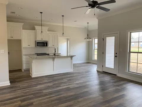 48 Chastain, Sumrall, MS 39482 photo 4