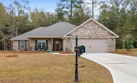 30 E Cherry St, Sumrall, MS 39482 photo 1