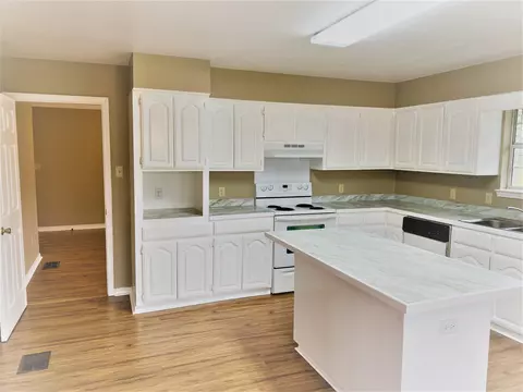 2155 Mill Crk, Laurel, MS 39443 photo 22