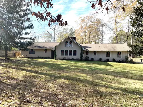3536 N 7th Ave, Laurel, MS 39440 photo 1