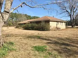 4467 Sharon Rd, Laurel, MS 39443 photo 2