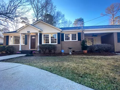 752 Garden Dr, Laurel, MS 39440 photo 2
