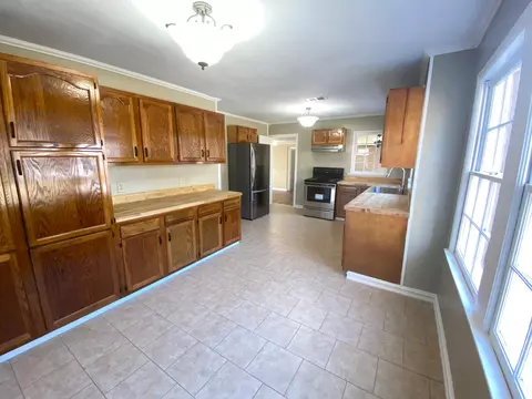 752 Garden Dr, Laurel, MS 39440 photo 8
