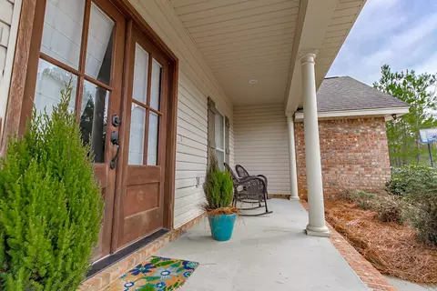 5 E Adam Dr, Sumrall, MS 39482 photo 4