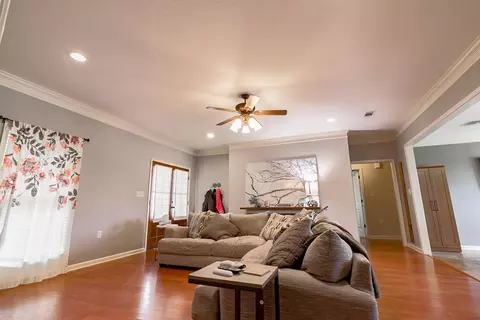 5 E Adam Dr, Sumrall, MS 39482 photo 6