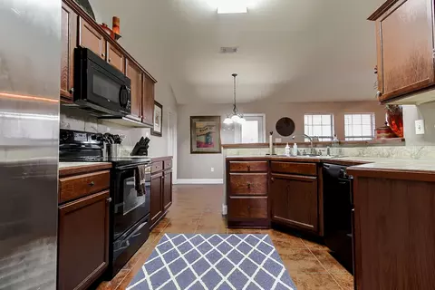 107 Hemingway Dr, Sumrall, MS 39482 photo 5