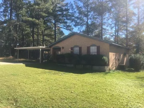 708 State St, Laurel, MS 39443 photo 2