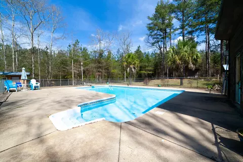 86 Dome House Rd, Laurel, MS 39443 photo 6