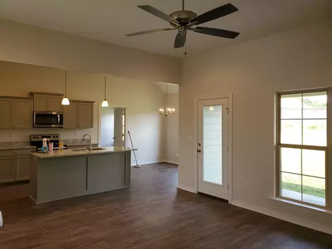 26 E Locust, Sumrall, MS 39482 photo 3