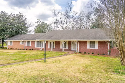 205 S Third St, Collins, MS 39428 photo 2