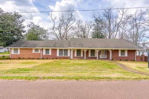 205 S Third St, Collins, MS 39428 photo 1