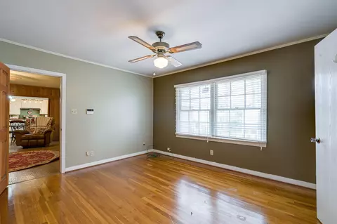 205 S Third St, Collins, MS 39428 photo 9