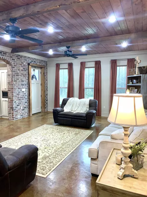 12 Roberts Ln, Sumrall, MS 39482 photo 4