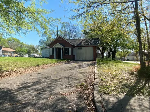 1101 N 2nd, Laurel, MS 39440 photo 3