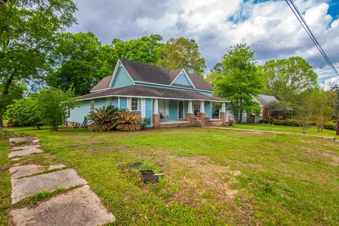 405 Poplar, Sumrall, MS 39482 photo 2