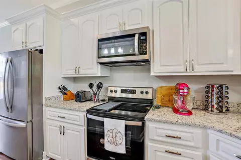 63 Berwick, Petal, MS 39465 photo 13