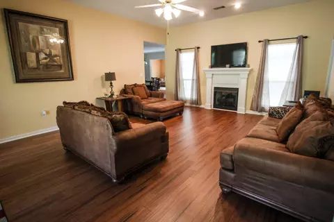 96 Ferncrest Loop, Petal, MS 39465 photo 4