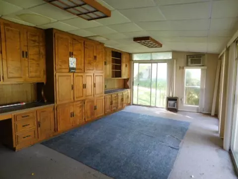 205 N First St, Collins, MS 39428 photo 6