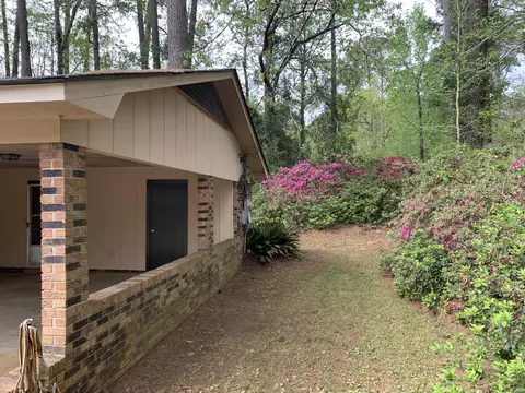 81 Mar - Ree Dr, Laurel, MS 39440 photo 4