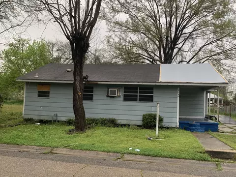 1107 Spriggs St, Laurel, MS 39440 photo 1