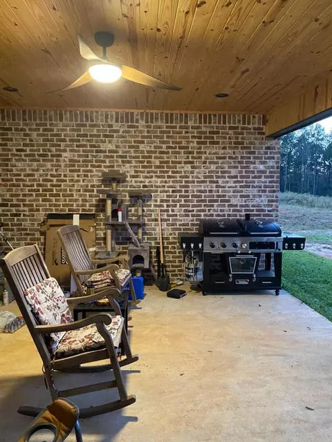 42 Higgins Cutoff Rd, Sumrall, MS 39482 photo 8