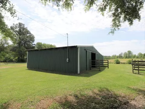 292 Flynt Rd, Laurel, MS 39443 photo 4