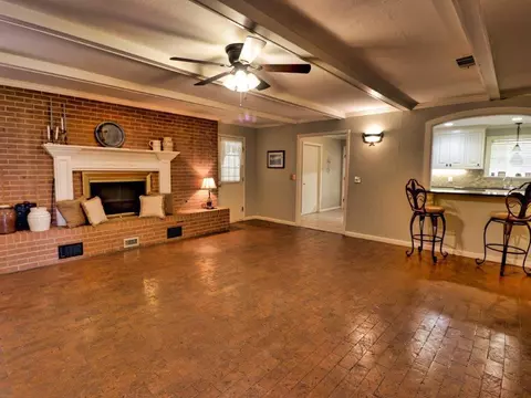 292 Flynt Rd, Laurel, MS 39443 photo 11