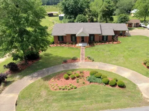 292 Flynt Rd, Laurel, MS 39443 photo 1