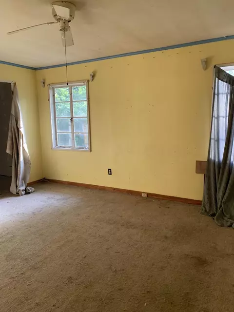 207 E 1st Ave, Petal, MS 39465 photo 8