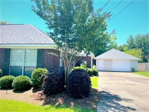1112 SE 3rd St, Magee, MS 39111 photo 4